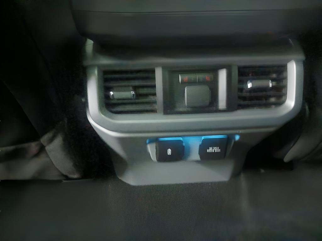 Certified 2022 Ford F150 Lariat w/ Equipment Group 502A High image 26