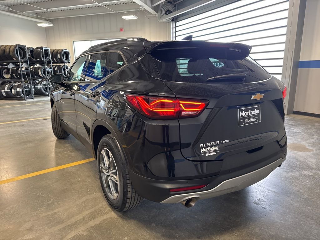 Used 2025 Chevrolet Blazer LT w/ Convenience Package AWD/4WD image 7