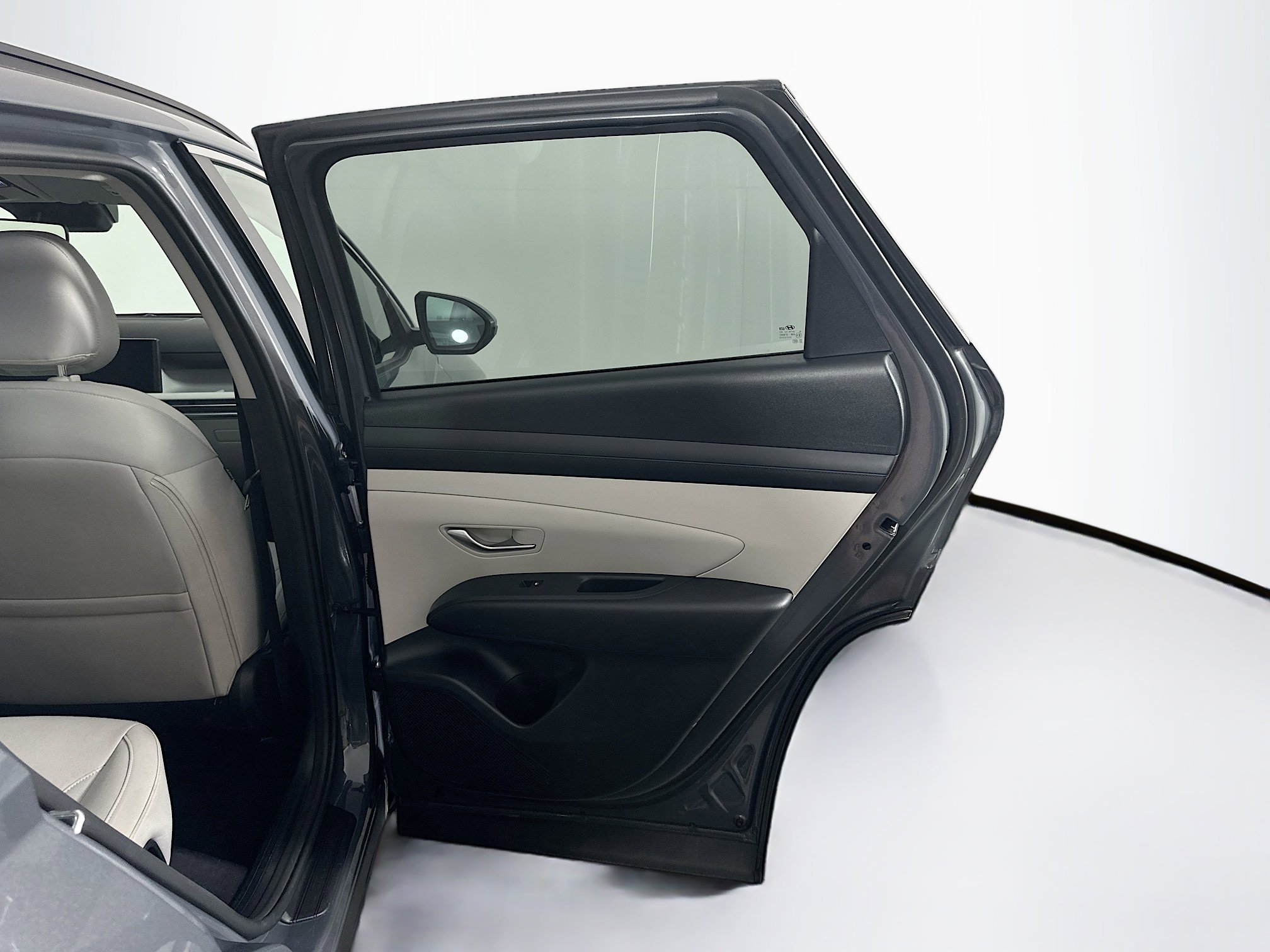 Used 2025 Hyundai Tucson SEL FWD image 30