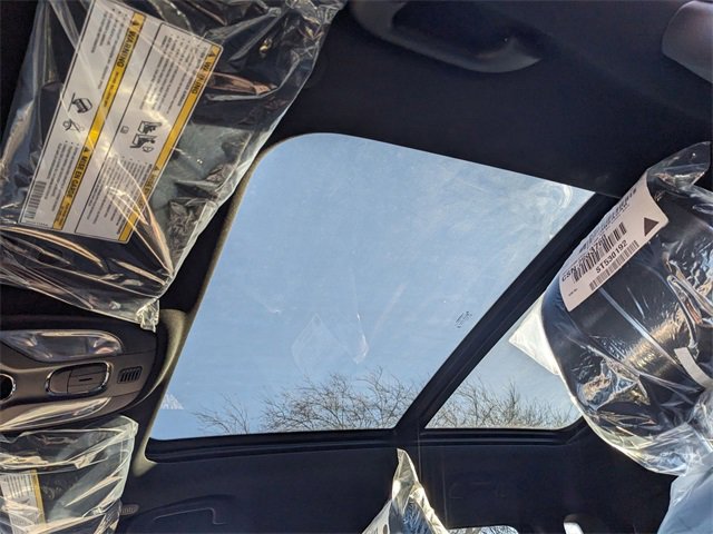 New 2025 Jeep Compass Limited w/ Sun & Sound Group image 9