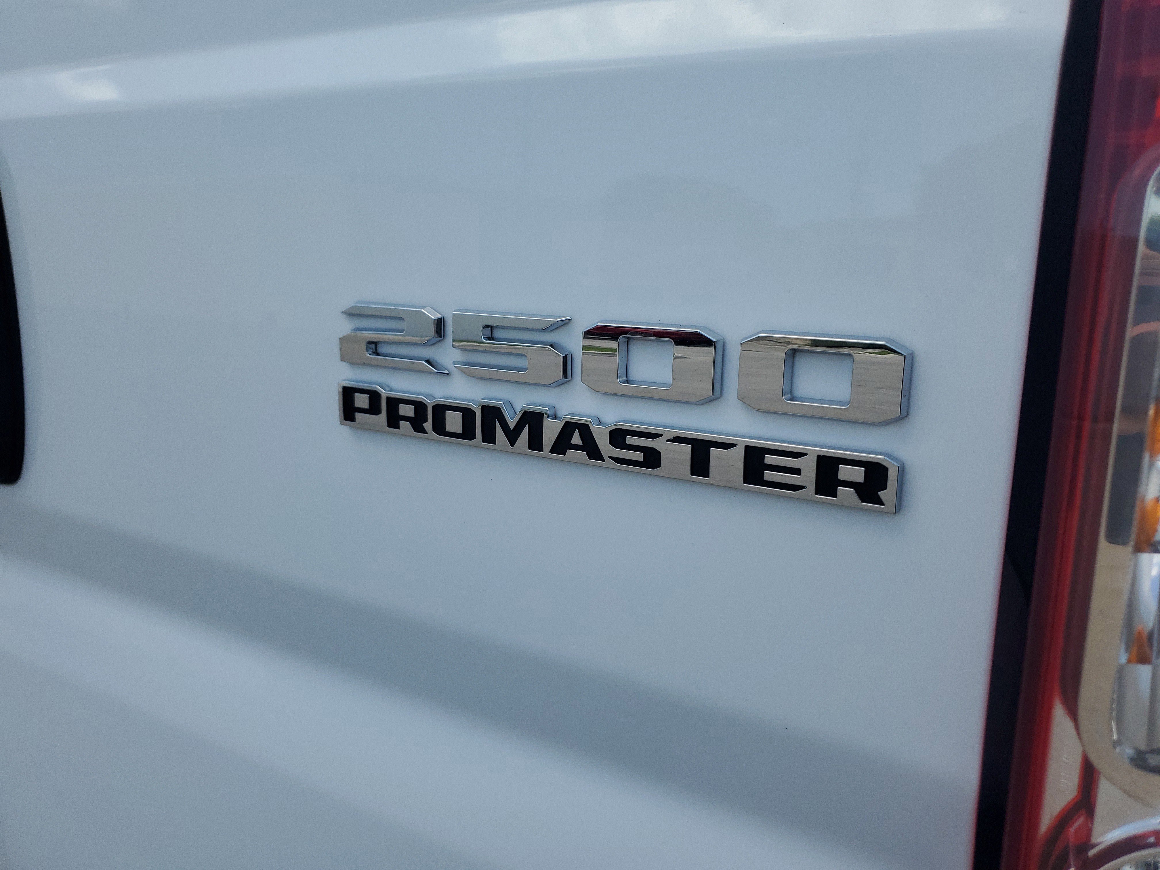 Used 2026 RAM ProMaster 2500 w/ Convenience Group FWD image 31