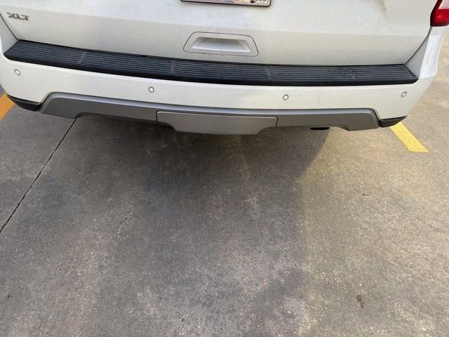 Used 2020 Ford Expedition XLT w/ Equipment Group 202A AWD/4WD image 9