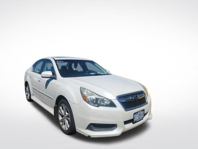 Used 2013 Subaru Legacy 2.5i Premium AWD/4WD image 1