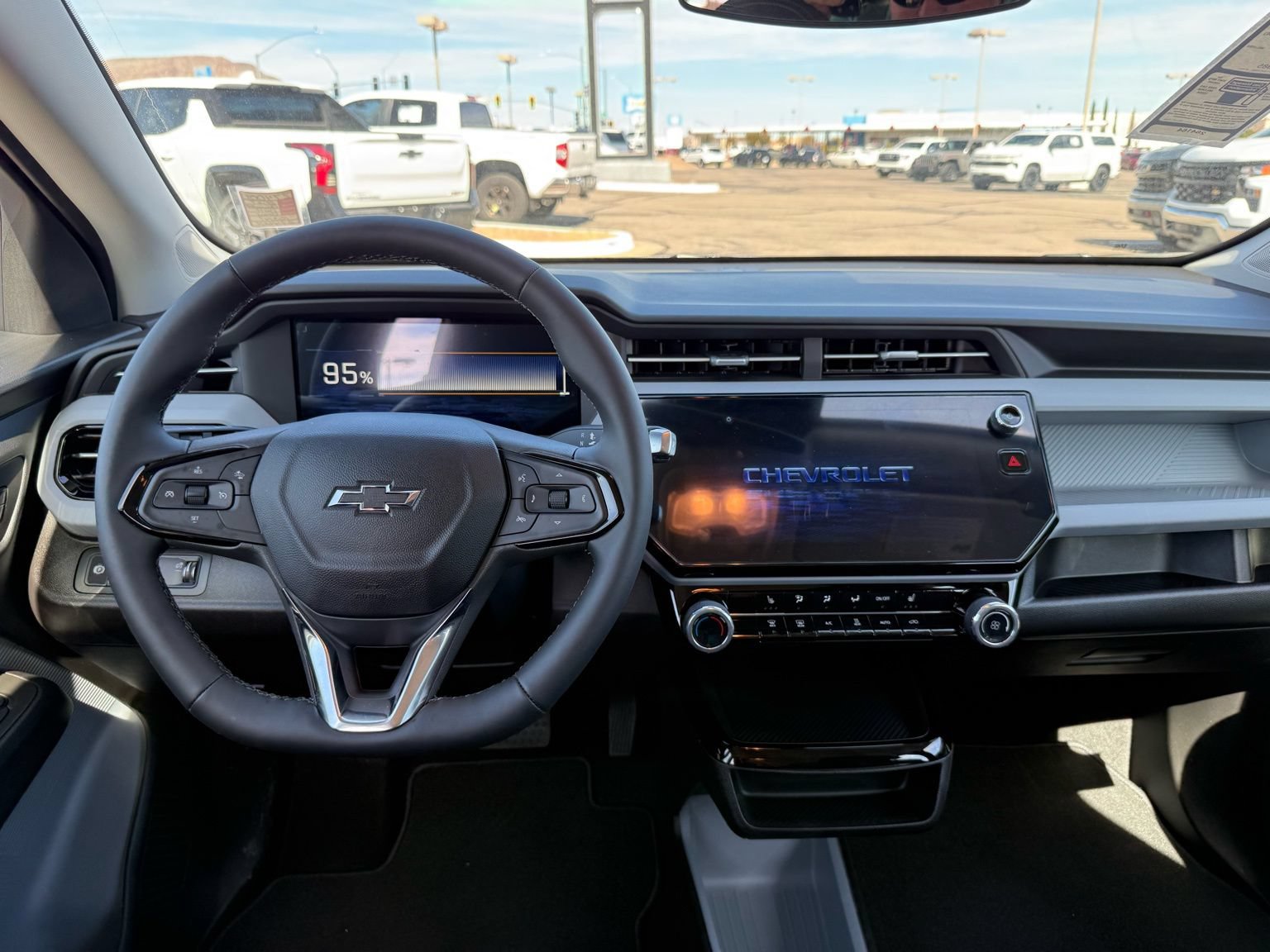 New 2027 Chevrolet Bolt LT w/ Comfort Package FWD image 16