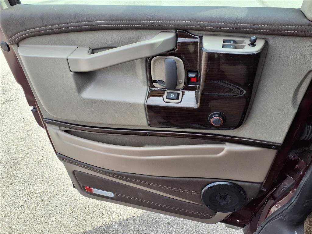 New 2026 GMC Savana 2500 Extended w/ Driver Convenience Package image 17