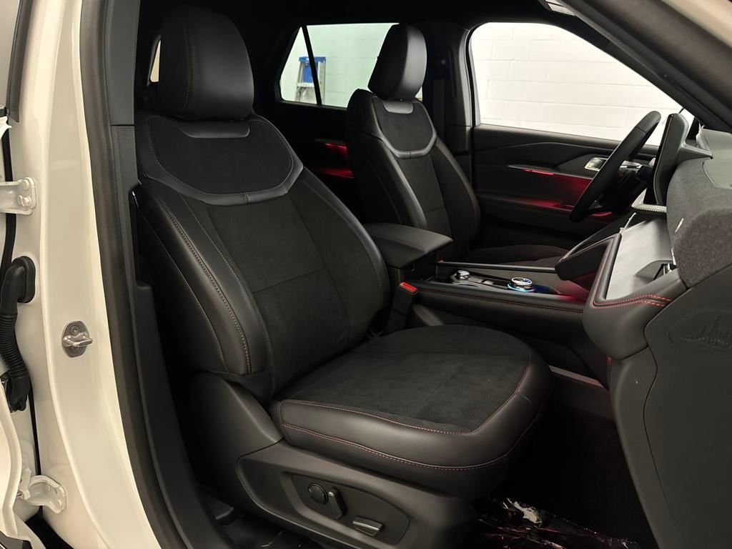 New 2025 Ford Explorer ST image 26