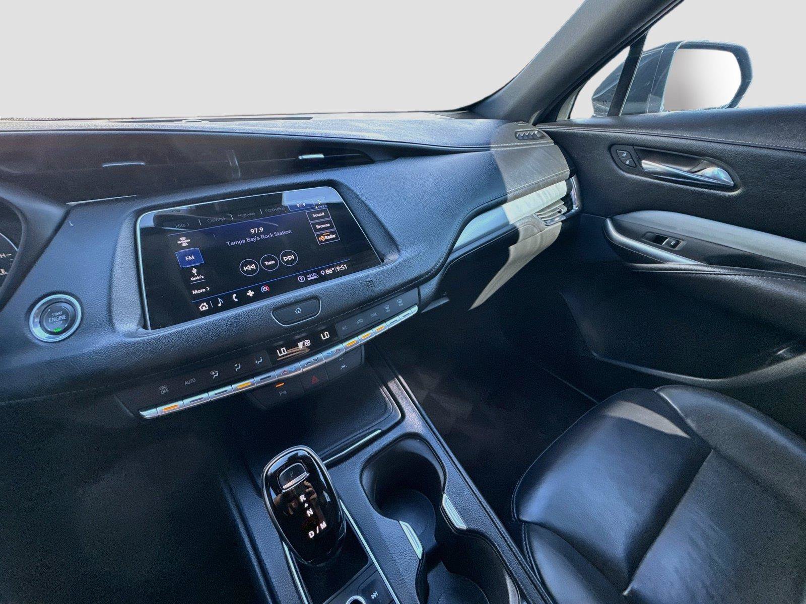 Used 2020 Cadillac XT4 Premium Luxury w/ Driver Awareness Package FWD image 15