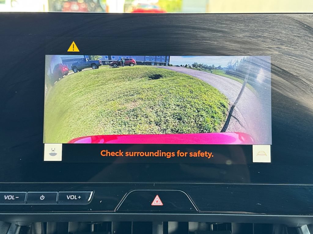 Certified 2023 Toyota Venza Nightshade AWD/4WD image 22