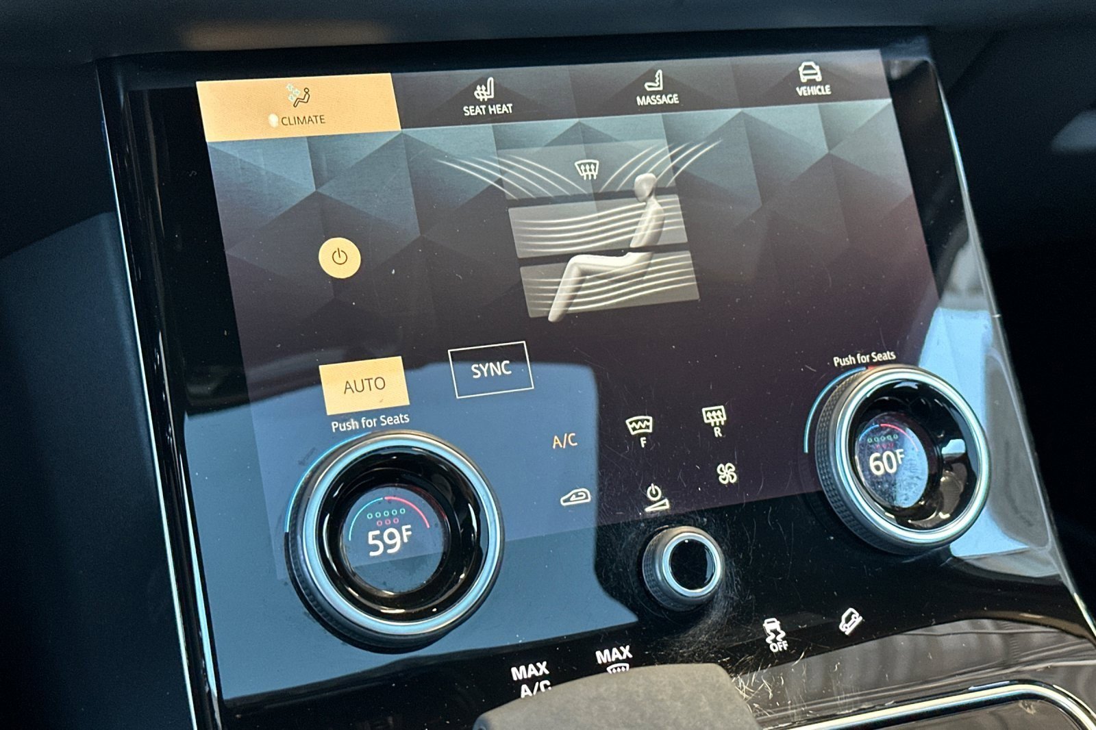 Used 2021 Land Rover Range Rover Velar R-Dynamic HSE image 19