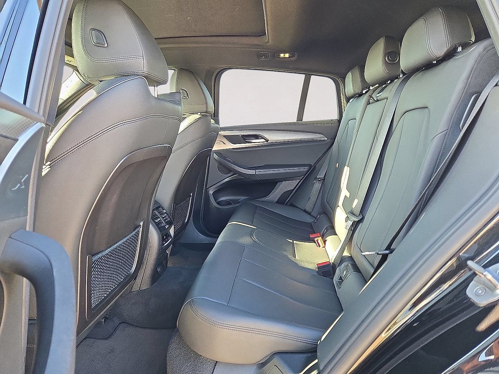 Used 2019 BMW X4 M40i w/ Driving Assistance Package AWD/4WD image 16