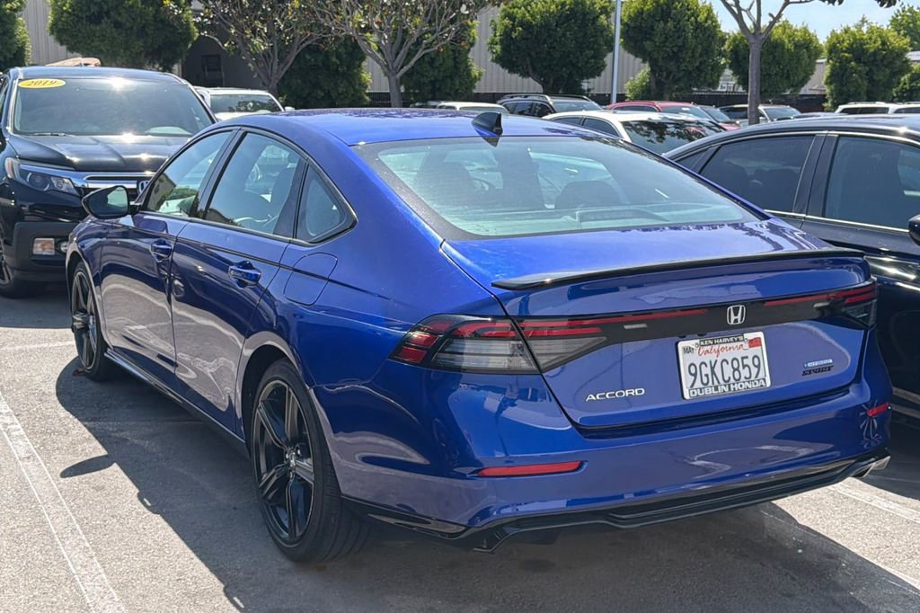 Used 2023 Honda Accord Sport image 5