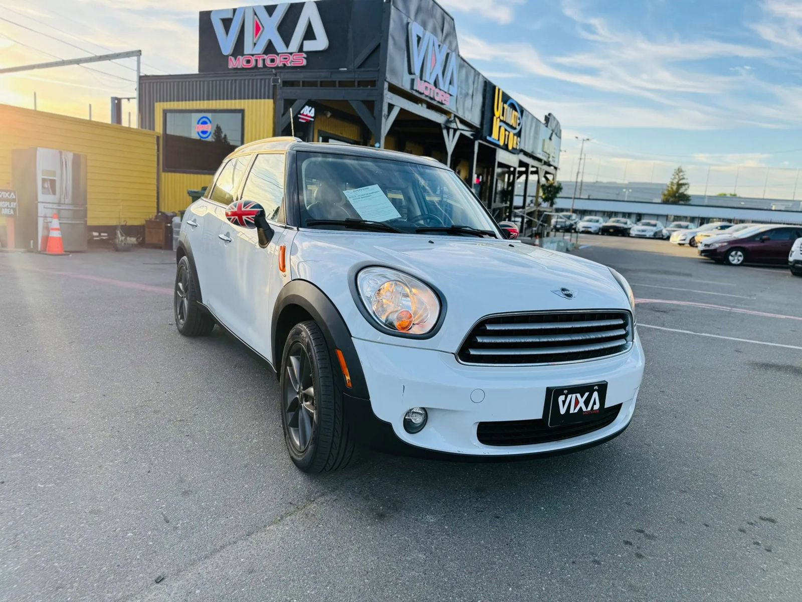 Used 2014 MINI Cooper Countryman FWD image 3
