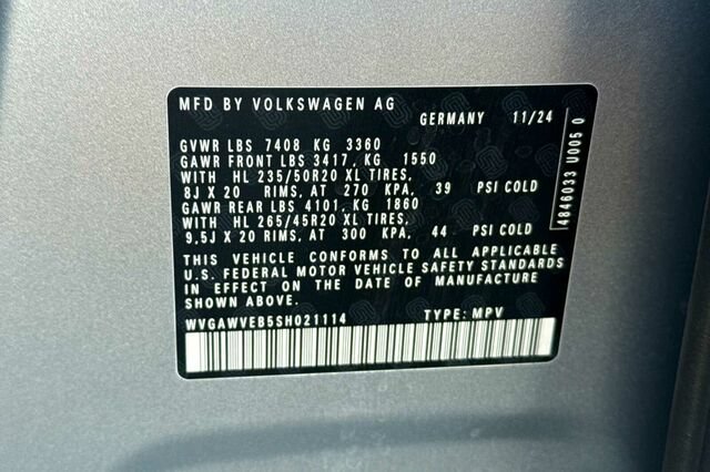 Used 2025 Volkswagen ID. Buzz Pro S RWD image 30
