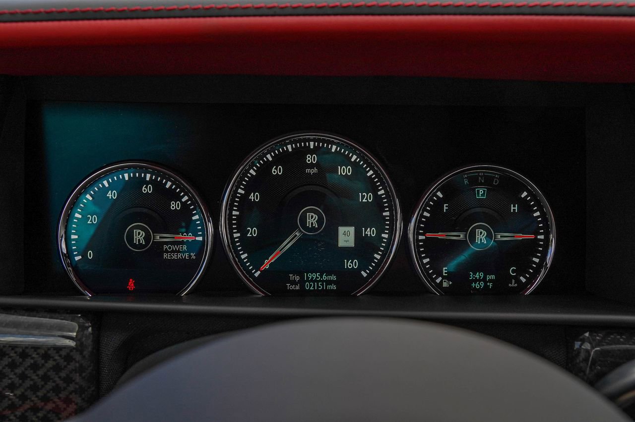 Certified 2024 Rolls-Royce Cullinan Black Badge w/ Dark Exterior Package AWD/4WD image 26