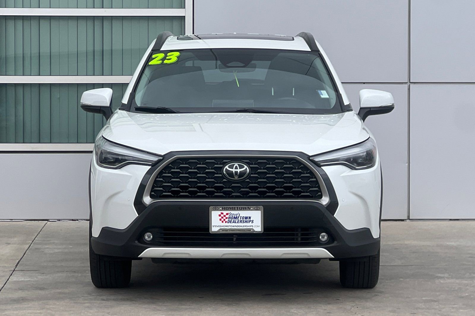 Certified 2023 Toyota Corolla Cross XLE w/ Convenience Package image 6