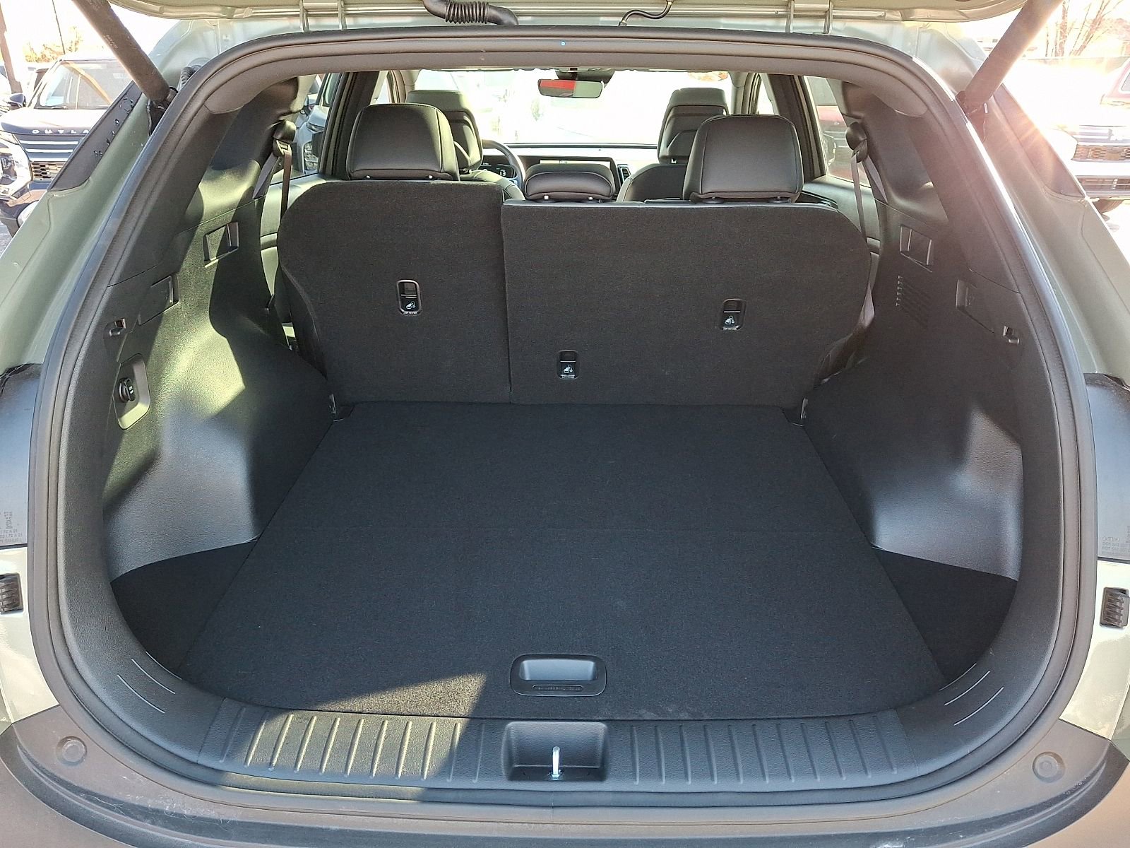 Used 2024 Kia Sportage X-Line AWD/4WD image 30