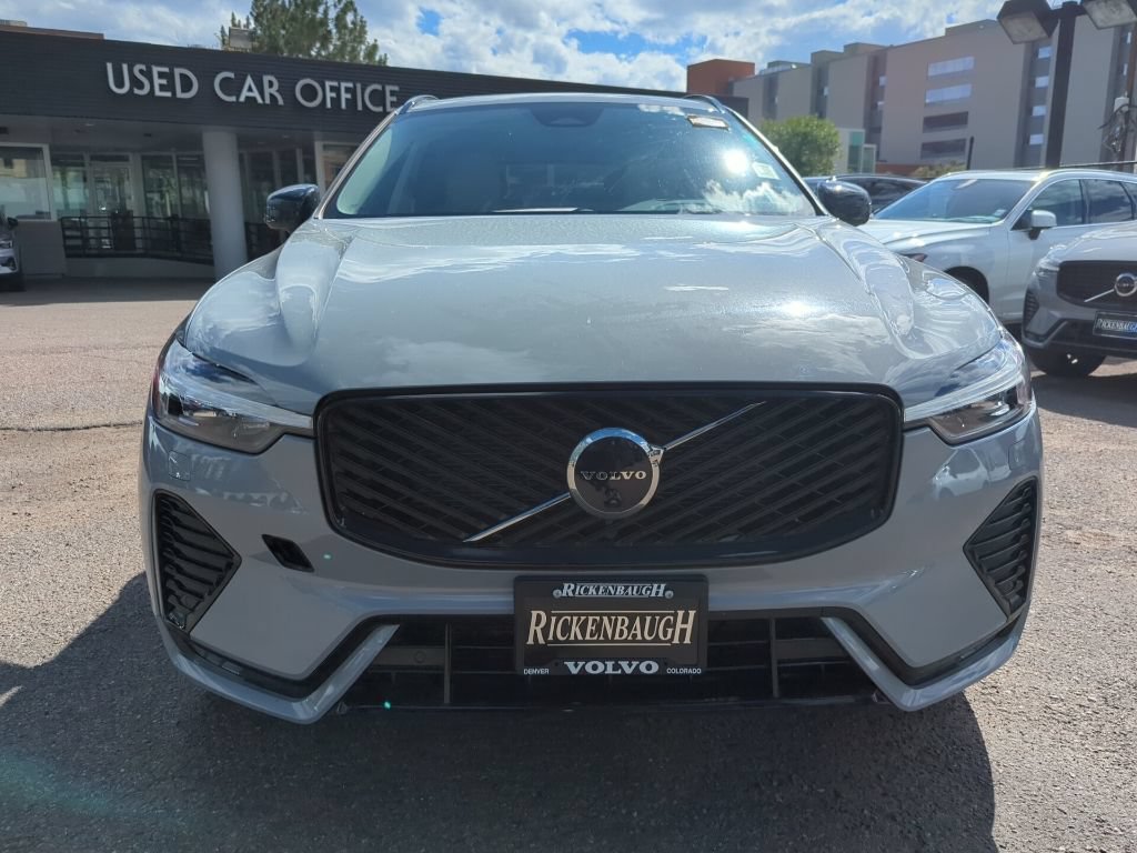 Used 2026 Volvo XC60 B5 Ultra AWD/4WD image 2