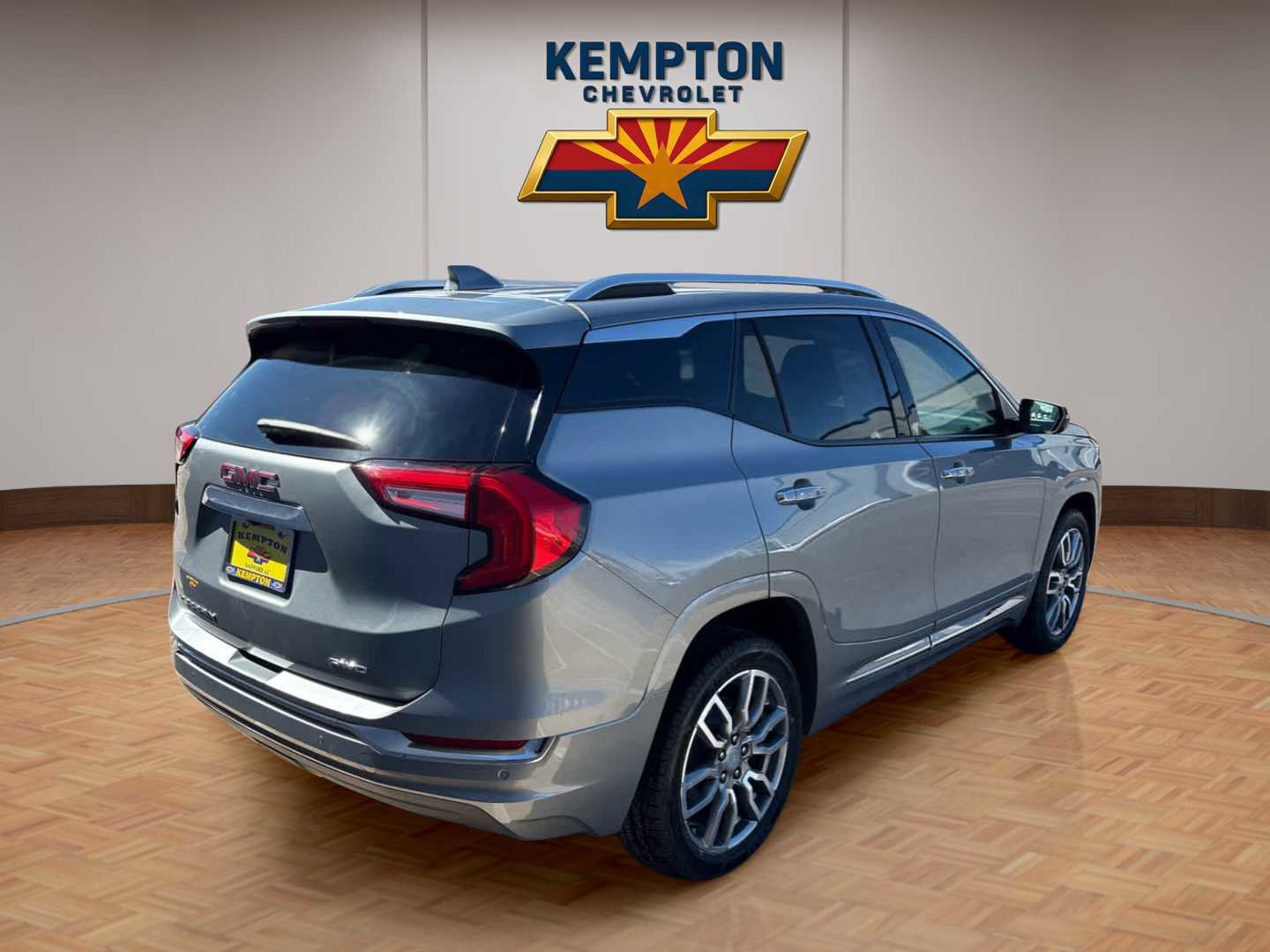 Used 2024 GMC Terrain Denali image 6