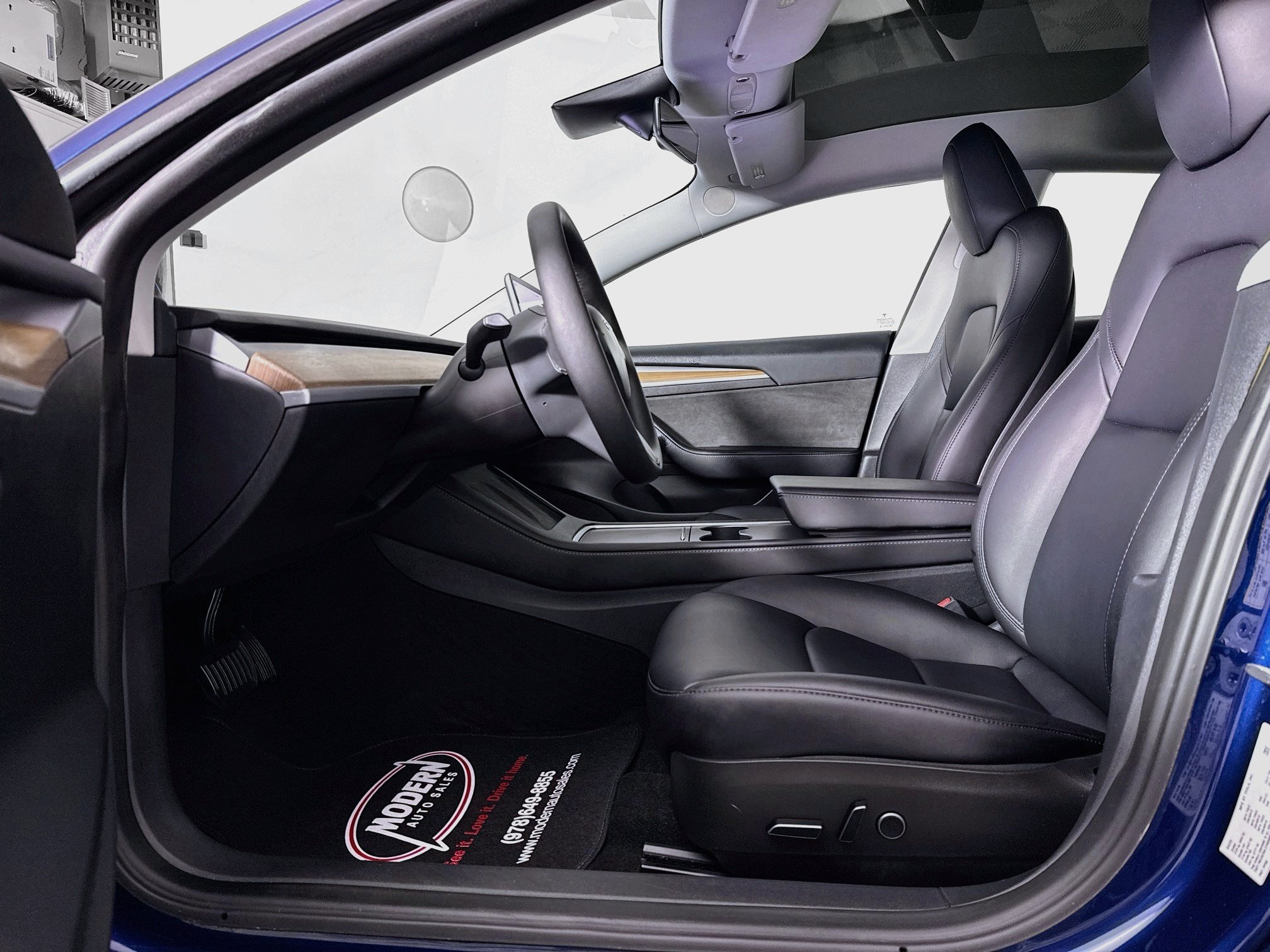 Used 2023 Tesla Model 3 Standard Range RWD image 20