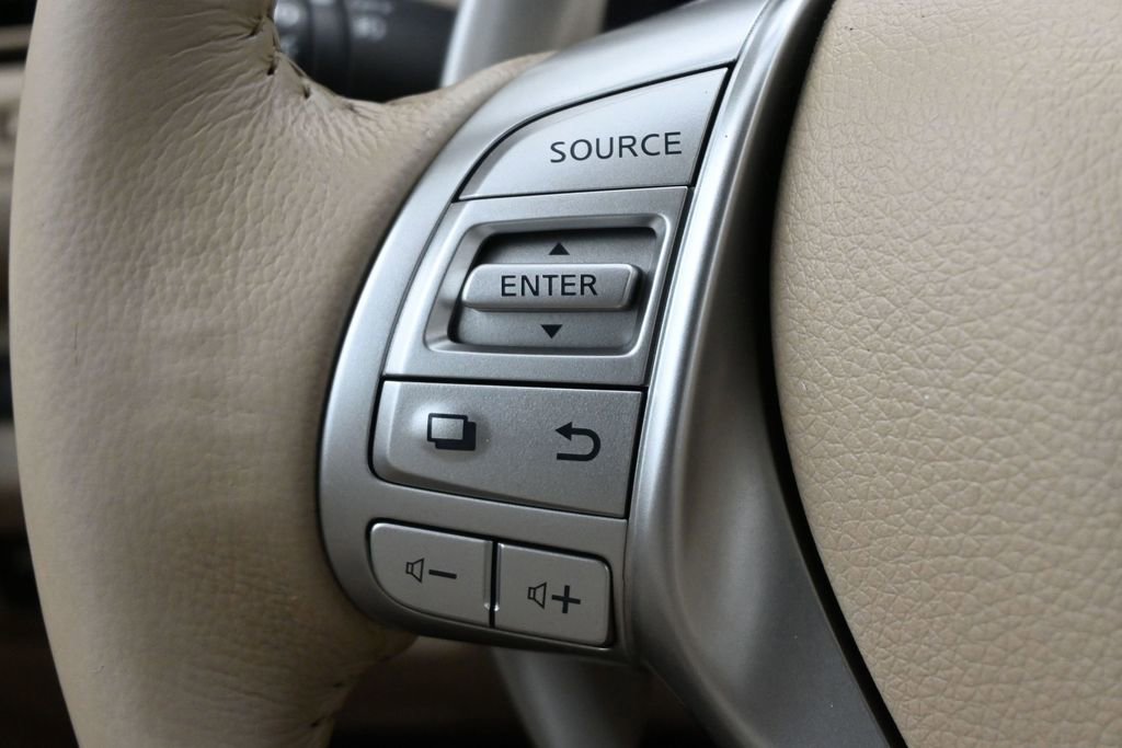 Used 2017 Nissan Altima 3.5 SL w/ 3.5SL Technology Package FWD image 6