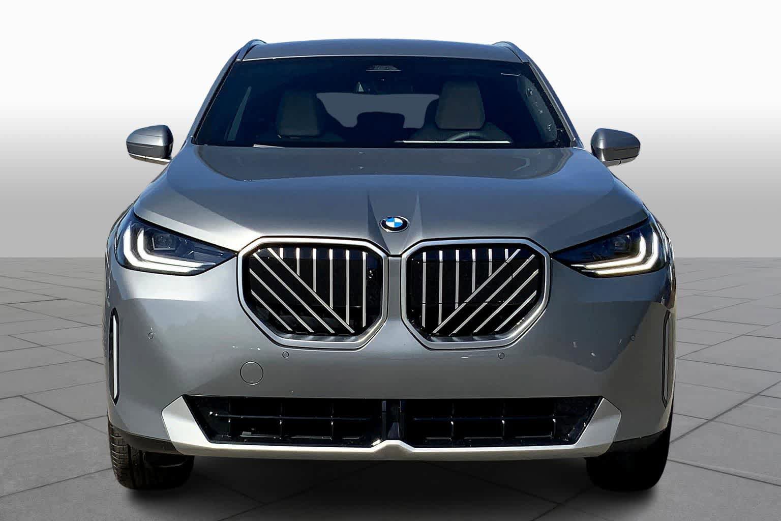 New 2026 BMW X3 xDrive30 w/ Premium Package AWD/4WD image 3