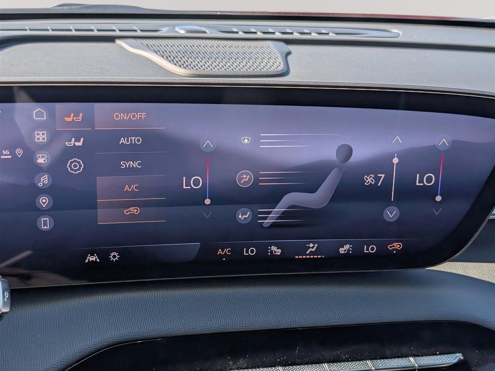 New 2026 Buick Enclave Preferred w/ Power Package AWD/4WD image 25