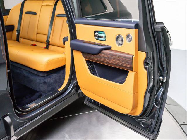 Used 2024 Rolls-Royce Cullinan AWD/4WD image 22