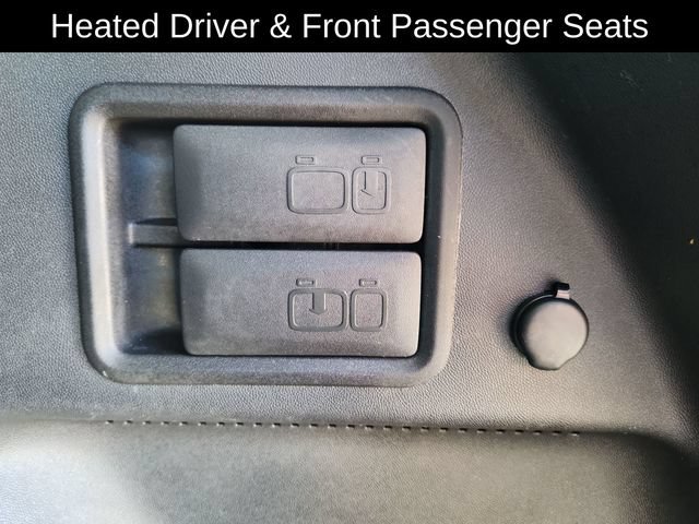 Used 2024 Chevrolet Equinox LT FWD image 32
