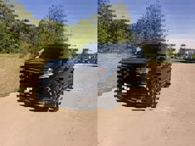 Certified 2025 Honda Pilot Touring image 2