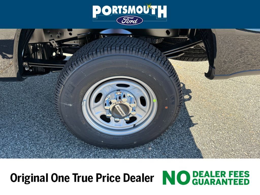 New 2026 Ford F250 XL w/ FX4 Off-Road Package image 27