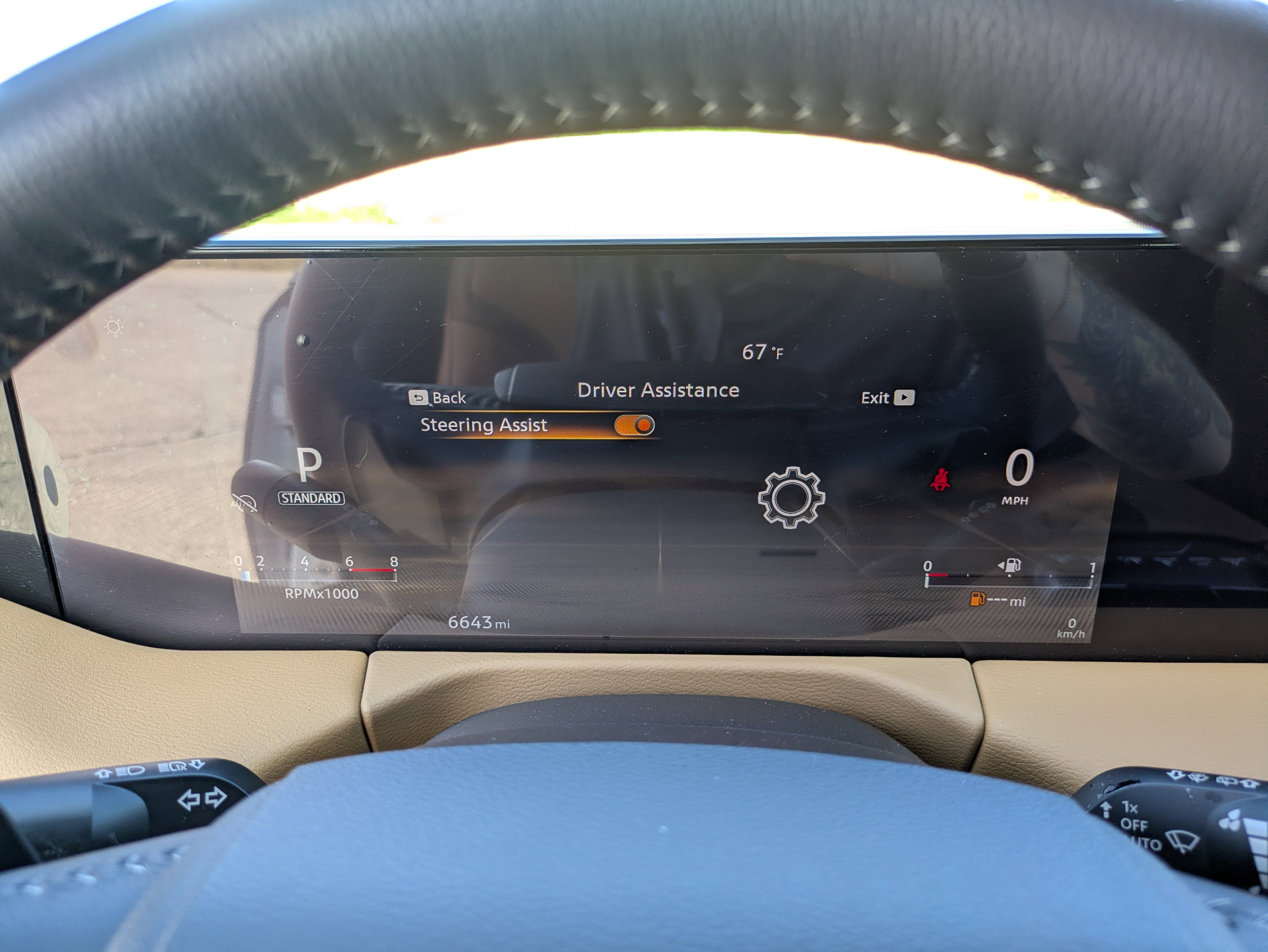 Used 2025 Nissan Armada SL w/ Captain's Chari Seat Package image 31