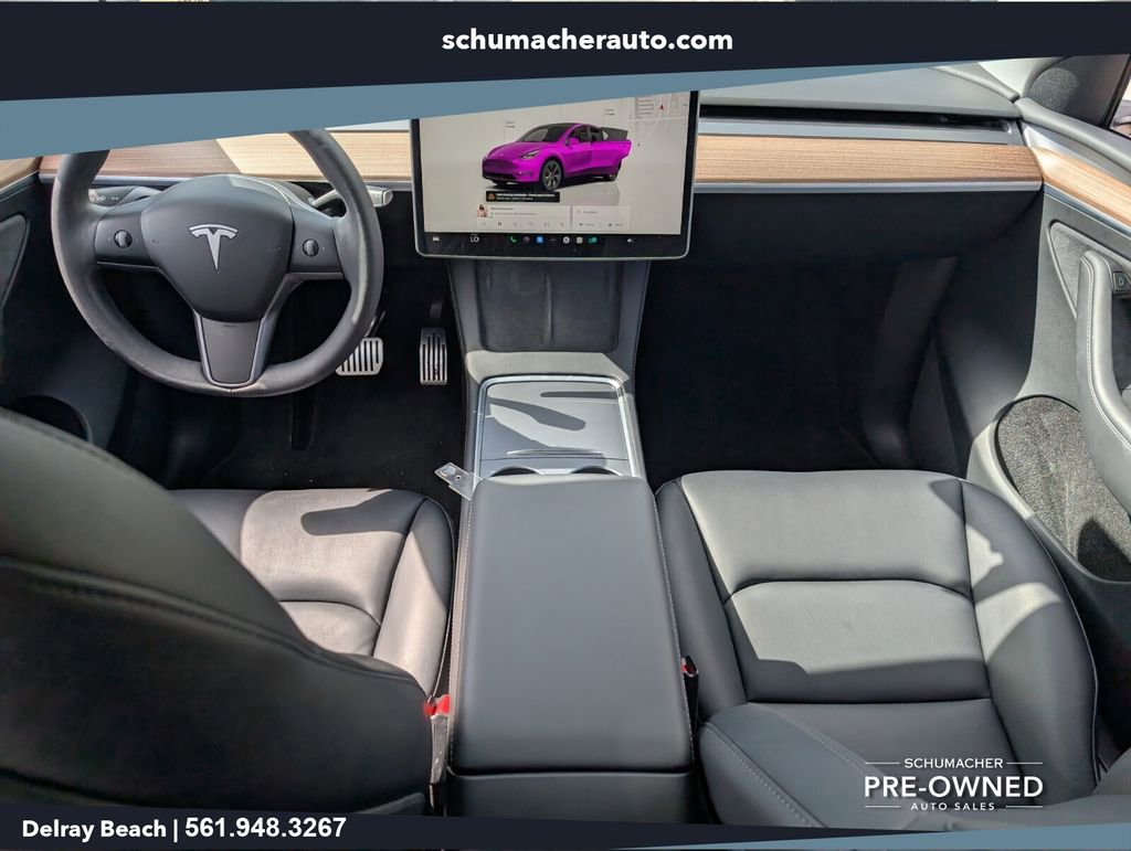 Used 2025 Tesla Model Y Long Range RWD image 14