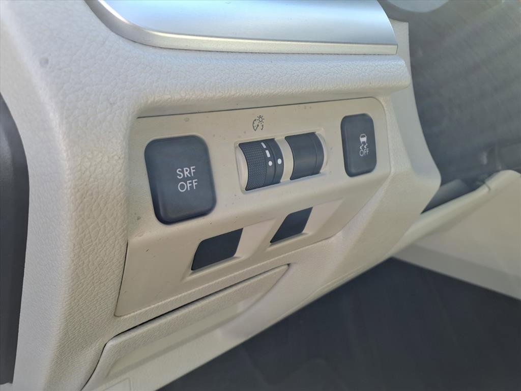 Used 2015 Subaru Crosstrek 2.0i Limited image 15