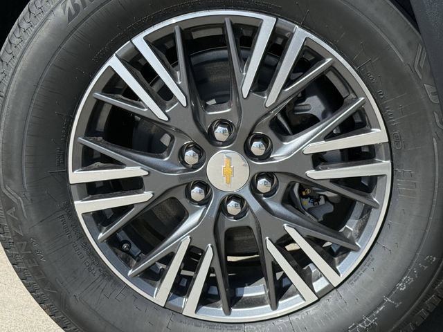 New 2026 Chevrolet Traverse LT image 9