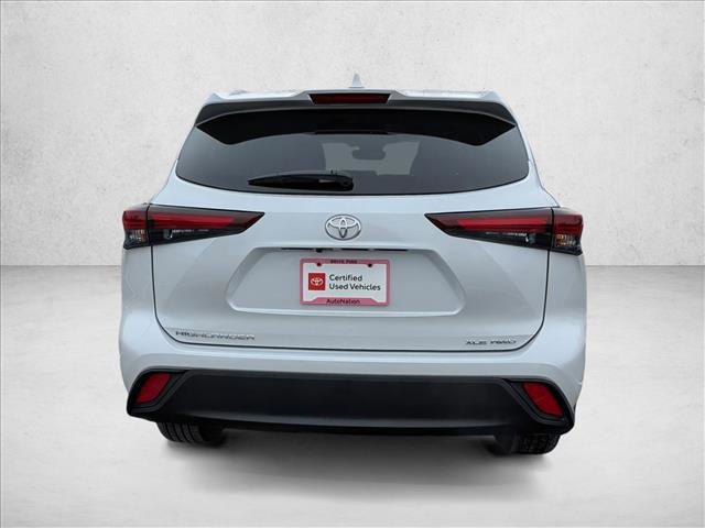 Certified 2026 Toyota Highlander XLE image 6