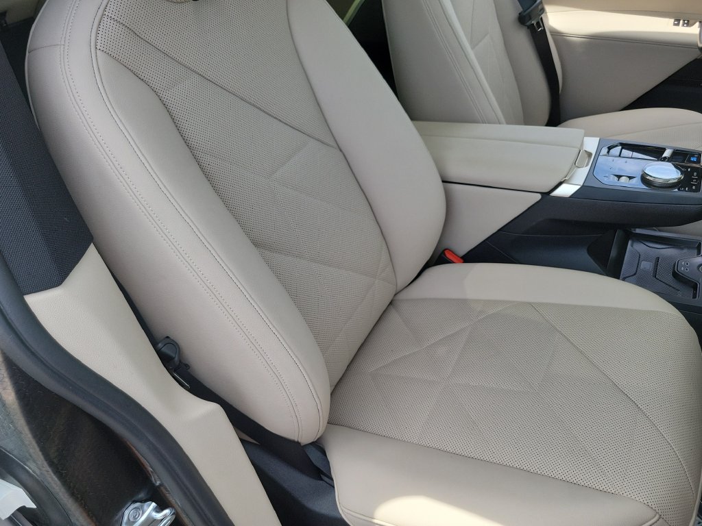 Used 2025 BMW iX xDrive50 AWD/4WD image 19