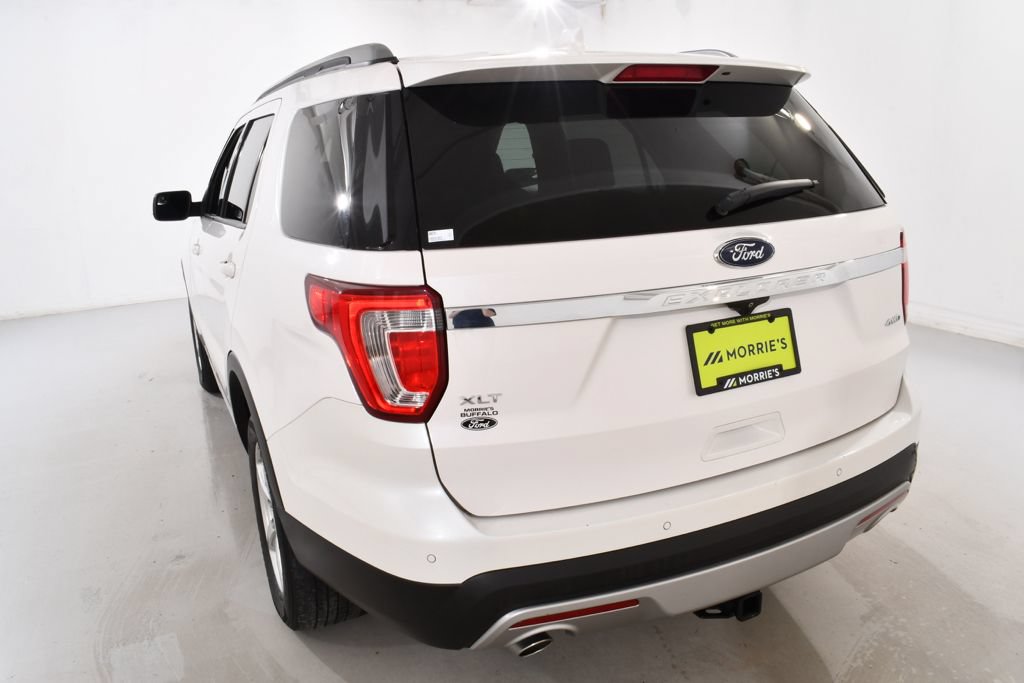 Used 2017 Ford Explorer XLT AWD/4WD image 14
