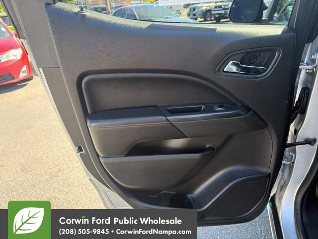 Used 2015 GMC Canyon SLE AWD/4WD image 27