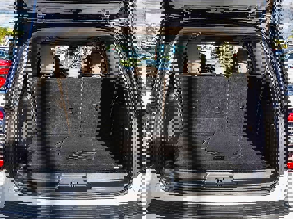 Used 2024 Ford Expedition Max Limited image 25