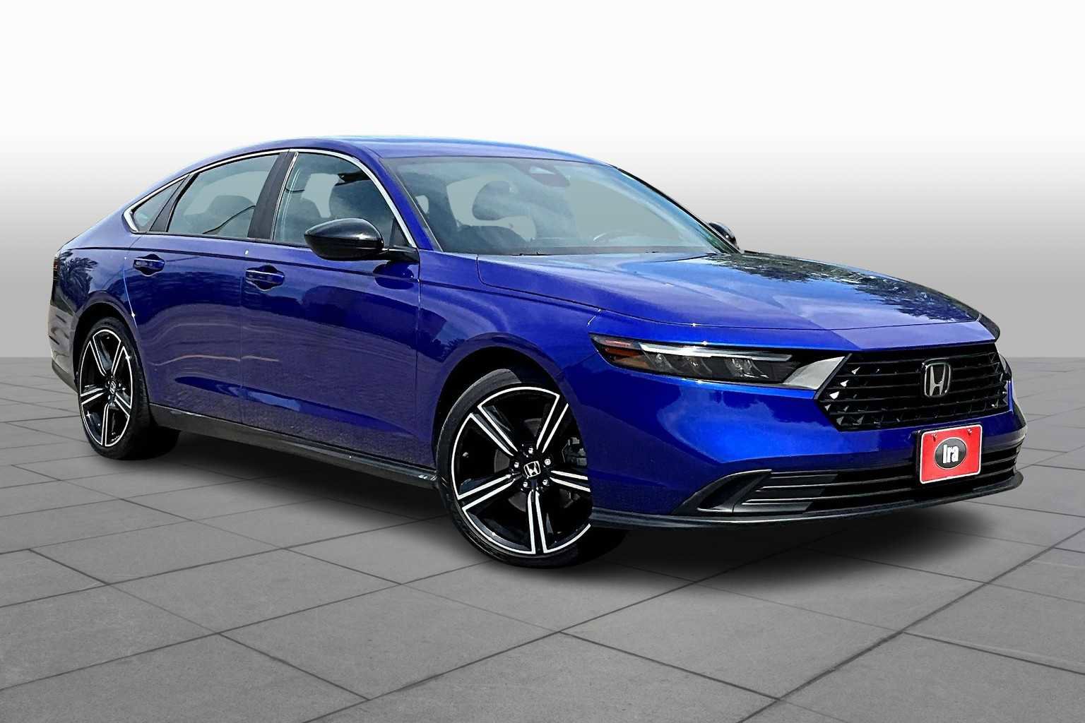 Used 2023 Honda Accord Sport image 3