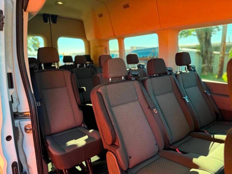 Used 2025 Ford Transit 350 XLT AWD/4WD image 9