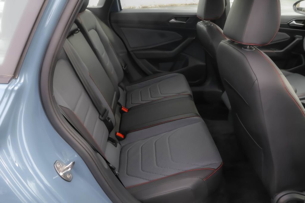 Used 2025 Volkswagen Jetta GLI Autobahn w/ GLI Black Package image 31