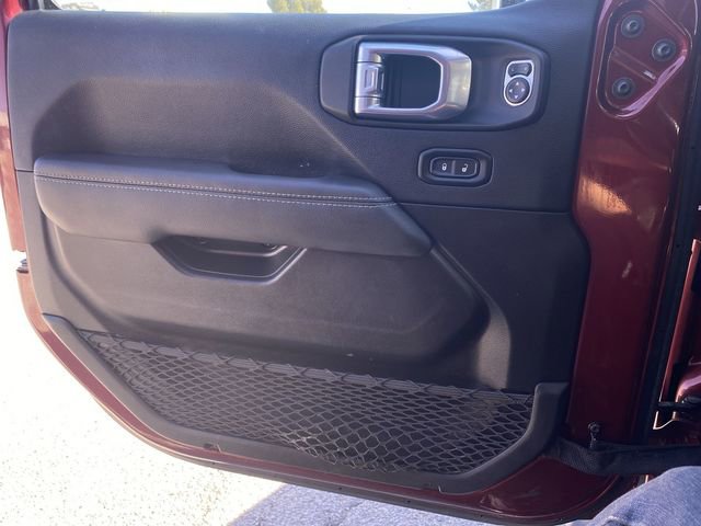 Used 2021 Jeep Wrangler Unlimited Sahara image 28