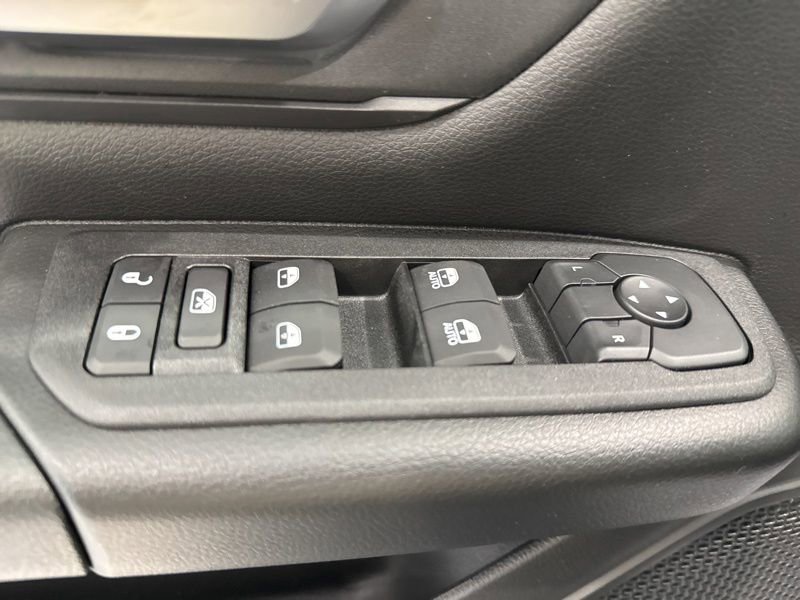 New 2026 RAM 1500 Express AWD/4WD image 21