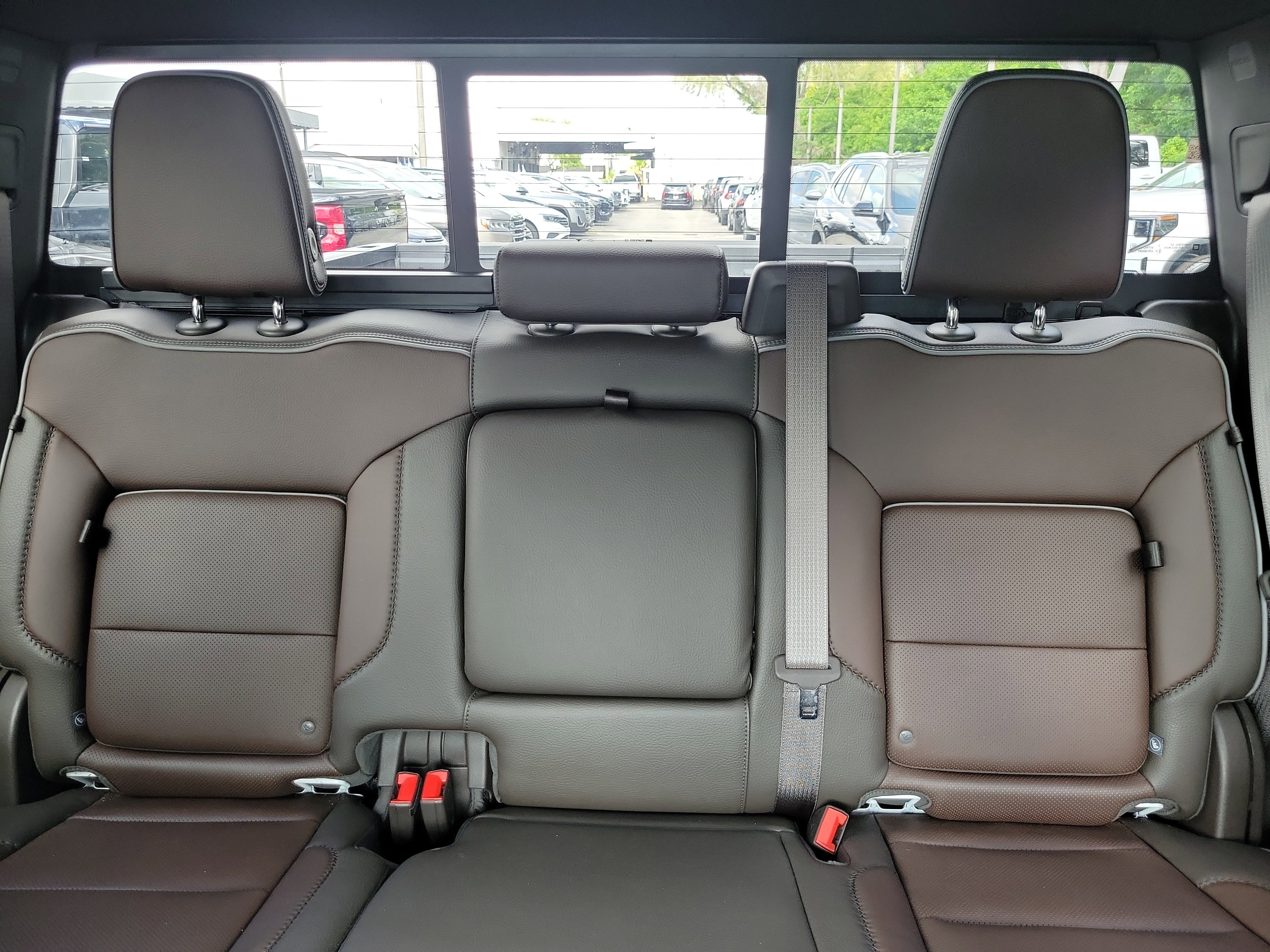 Used 2024 GMC Sierra 1500 Denali w/ Denali Reserve Package AWD/4WD image 17