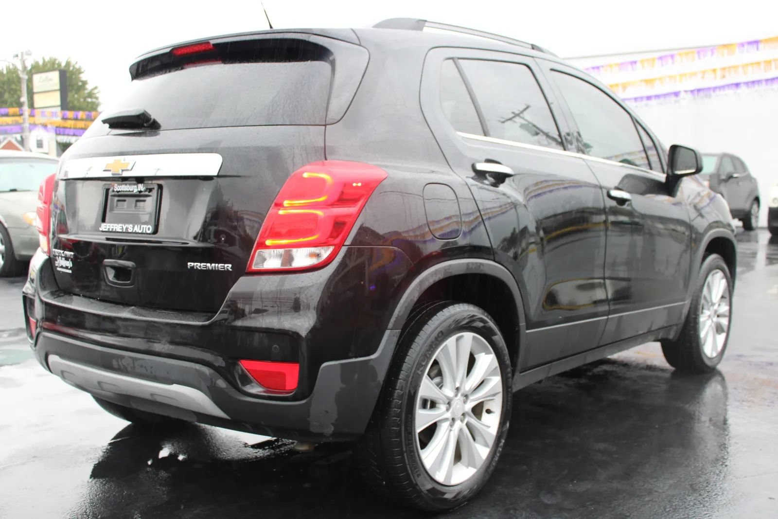 Used 2020 Chevrolet Trax Premier AWD/4WD image 3
