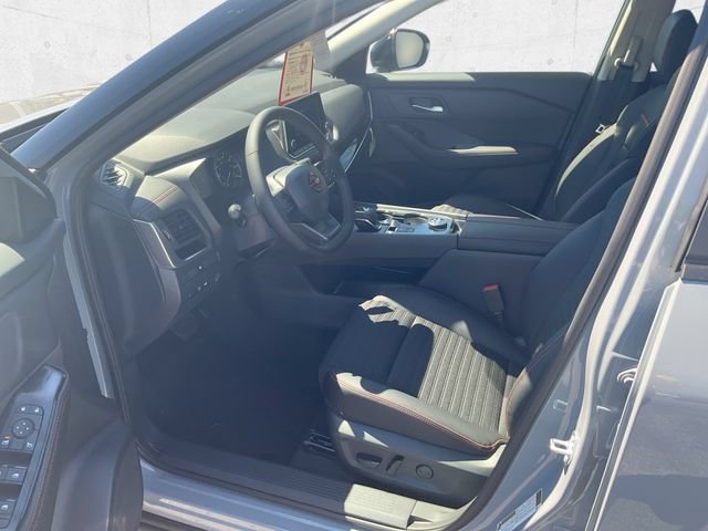 New 2026 Nissan Rogue SV AWD/4WD image 12