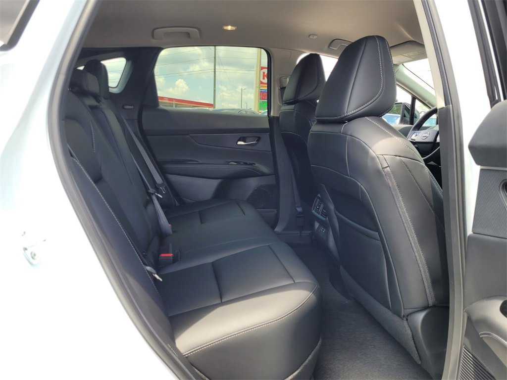 New 2025 Nissan Murano SV image 11