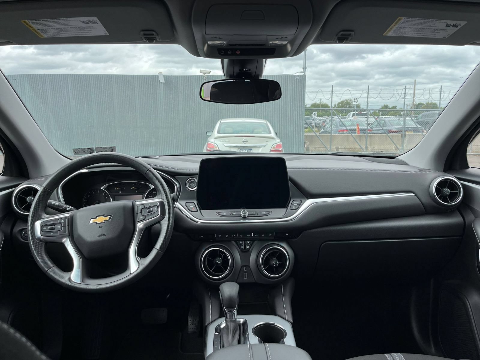 Used 2026 Chevrolet Blazer LT FWD image 33