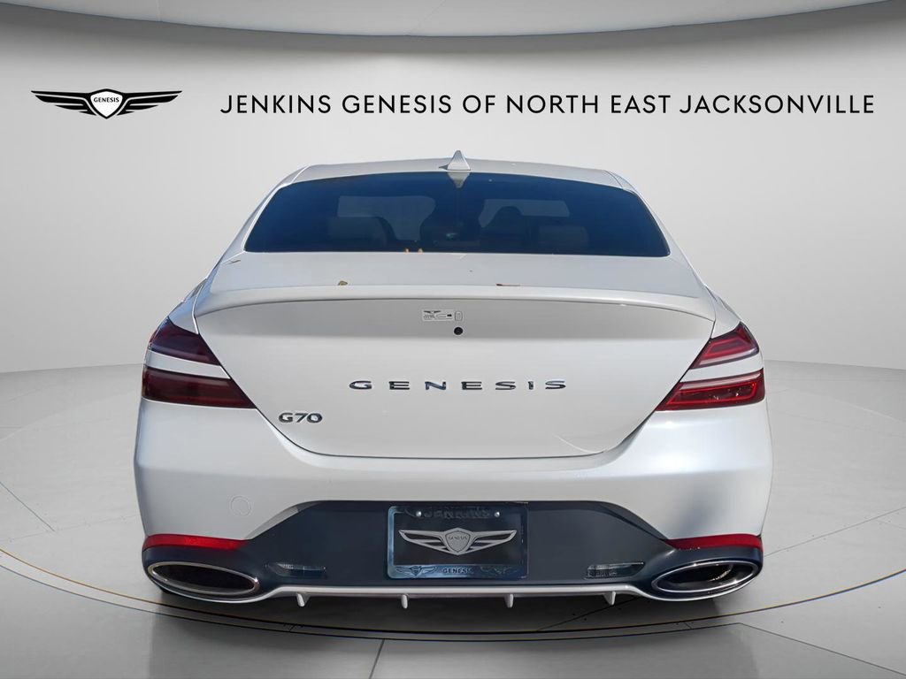 Used 2025 Genesis G70 2.5T image 7